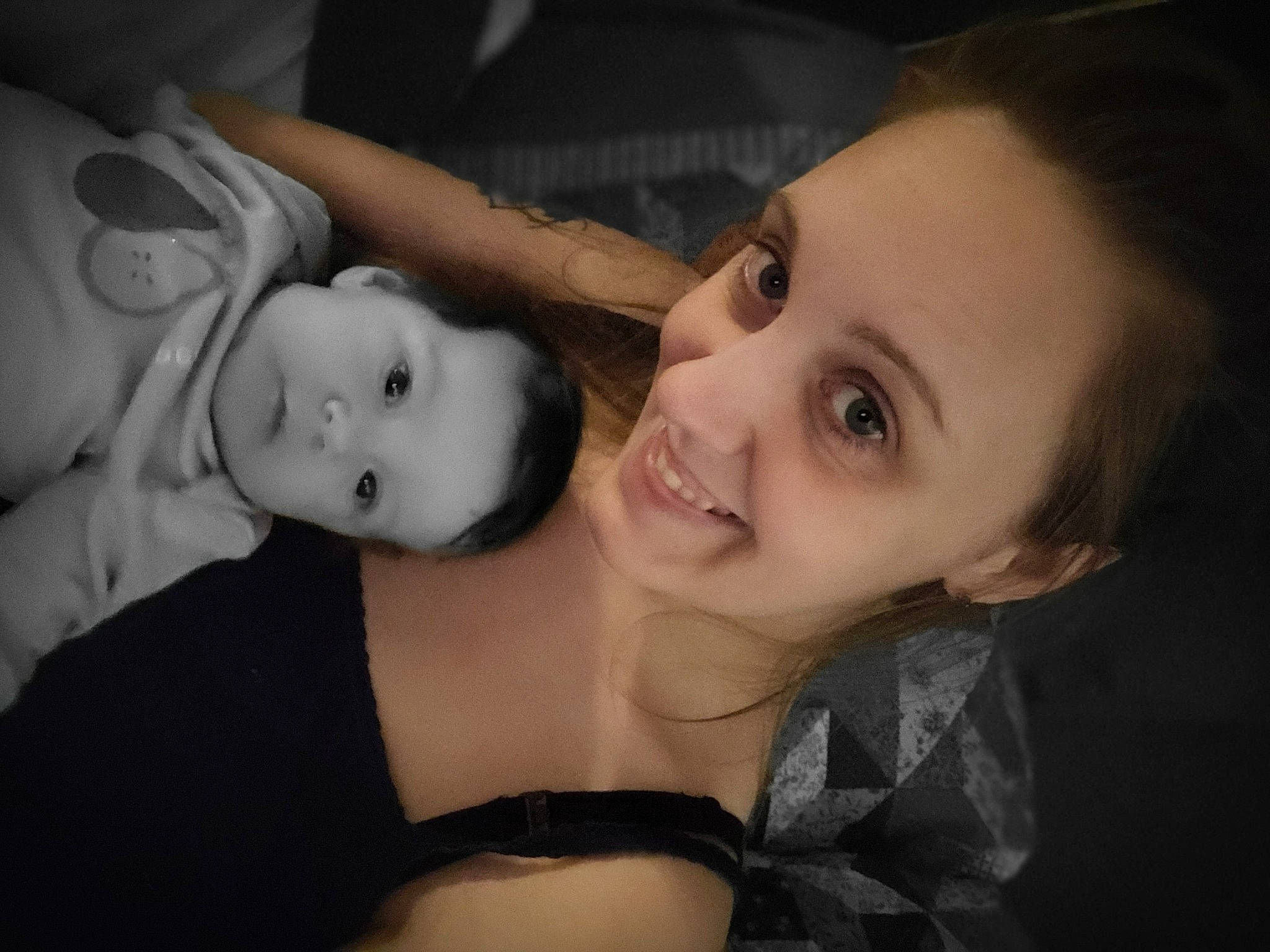 Remie is registered to the contest to win money with this photo: cheek, ear, eye, eyebrow, eyelash, flash_photography, forehead, gesture, happy, human_body, iris, jaw, joy, lip, mammal, mouth, neck, nose, person, skin