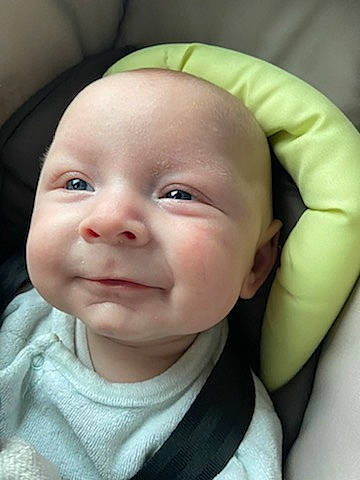 Aaron participe au concours pour gagner de l'argent avec cette photo : baby, baby_toddler_clothing, cheek, child, chin, close_up, comfort, eyebrow, eyelash, face, grass, happy, iris, lip, mouth, nose, person, skin, sleeve, smile