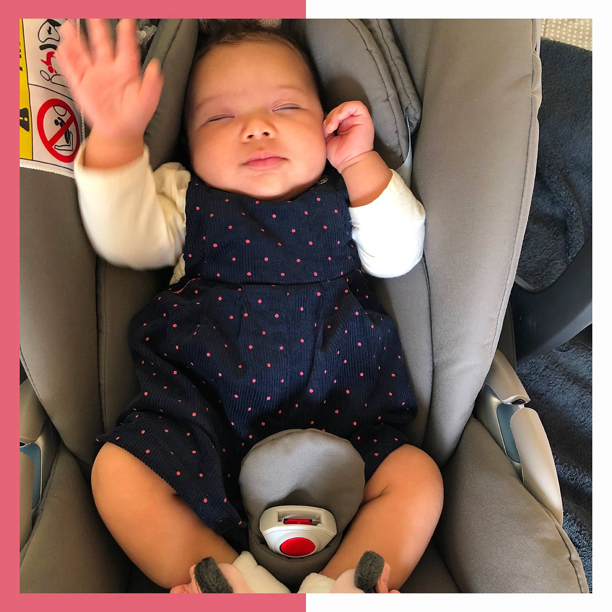 Lou-ann a rejoint le concours — aidez-le/la à gagner de superbes lots ! arm, baby, baby_in_car_seat, baby_products, car_seat, child, hand, person, product, sitting, smile, snapshot, toddler