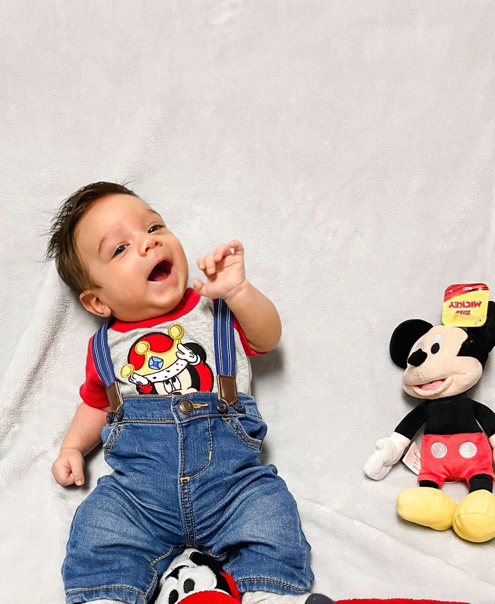 Cristian is registered to the contest to win money with this photo: baby, baby_toddler_clothing, carmine, cheek, child, finger, flash_photography, fun, gesture, happy, head, pattern, person, playing_with_kids, product, sitting, sleeve, stuffed_toy, t_shirt, toddler