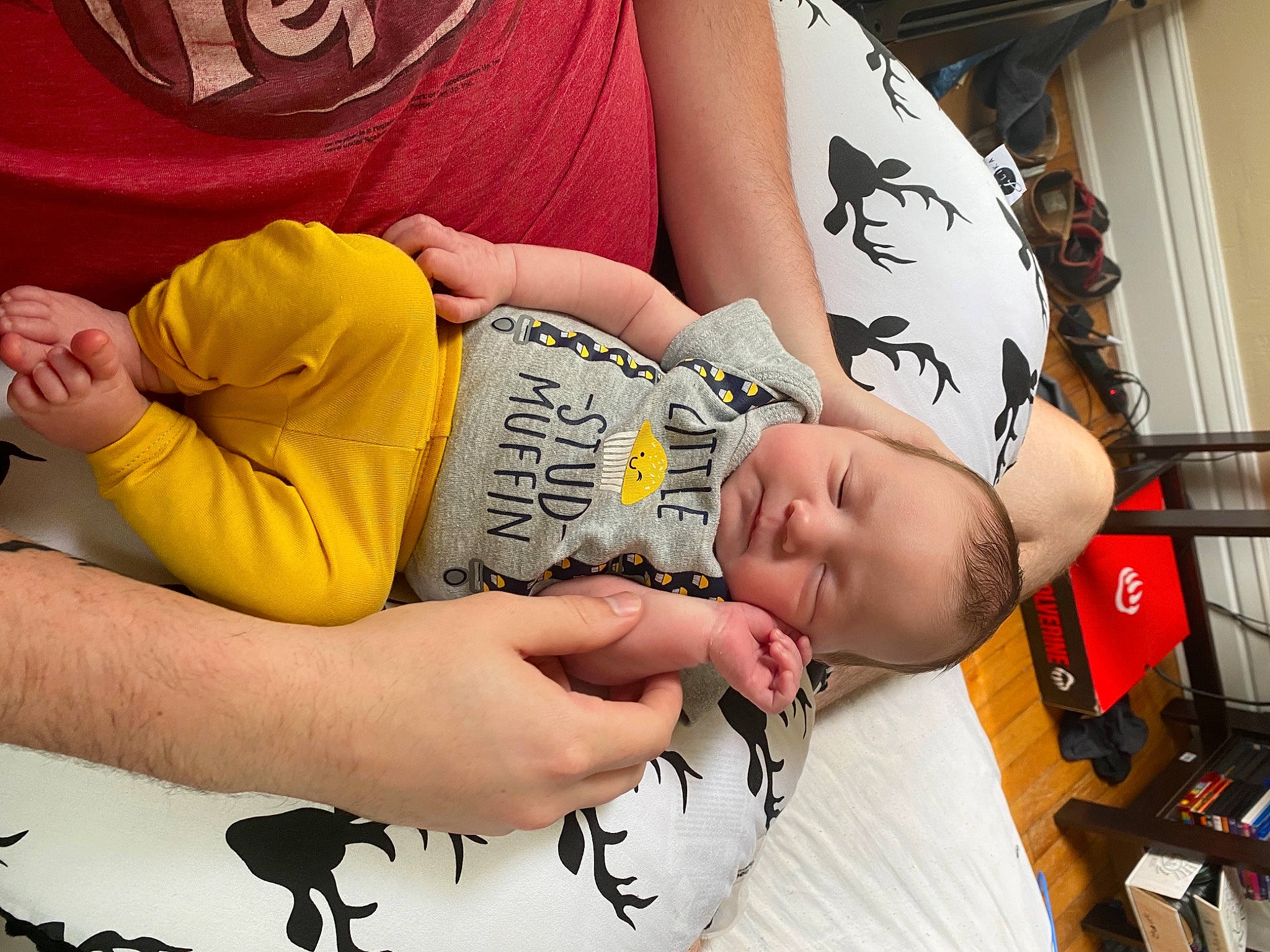 Benji joined the competition — help win amazing prizes! comfort, cool, elbow, finger, font, gesture, hand, human_body, joint, knee, leg, mammal, mouth, muscle, nail, person, product, t_shirt, textile, thigh