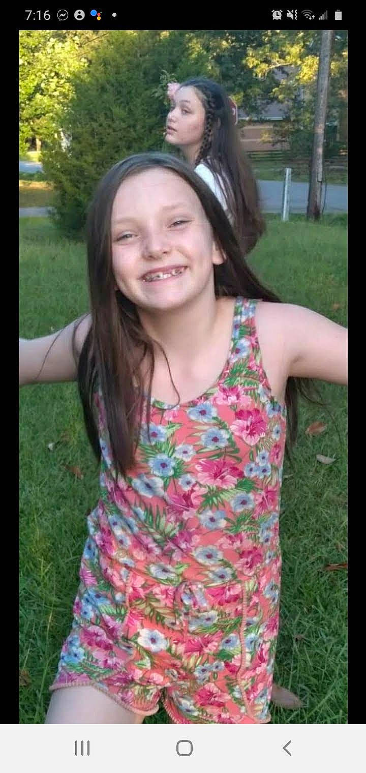 Jayliyn joined the competition — help win amazing prizes! beauty, cool, eye, face, friendship, fun, gesture, grass, hairstyle, happy, joy, leisure, lip, magenta, people_in_nature, person, pink, plant, sleeve, smile