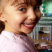 Rhiannon is registered to the contest to win money with this photo: