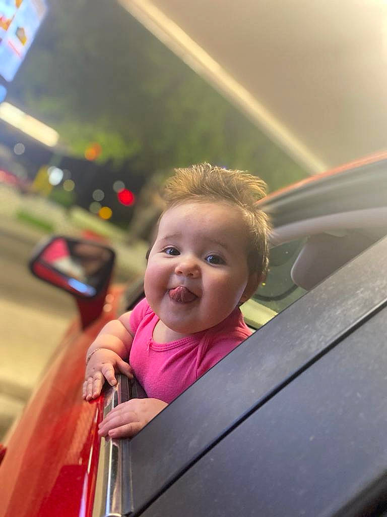 Valentina joined the competition — help win amazing prizes! automotive_window_part, baby, car, child, driving, eye, face, family_car, fun, leisure, nose, person, skin, smile, toddler, vacation, vehicle, windshield