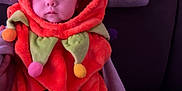 Rose participe au concours pour gagner de l'argent avec cette photo : baby, child, costume, halloween, pumpkin, orange, cute, face, expression, sitting, indoor, couch, blanket, plush, hood, festive, holiday, decor, person, portrait