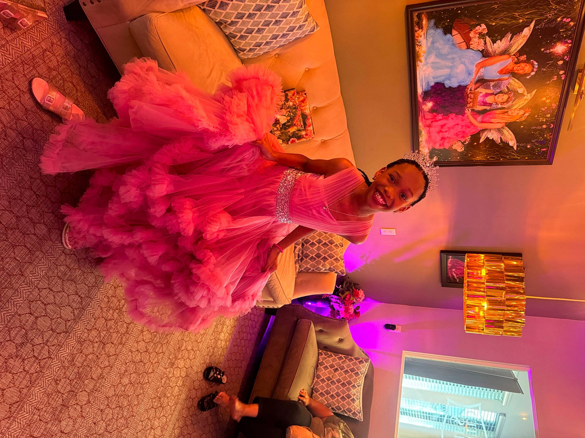 Nalah is registered to the contest to win money with this photo: art, display_device, entertainment, event, fashion_design, flesh, fun, joy, magenta, peach, performance_art, performing_arts, person, petal, pink, plant, purple, room, tree, violet