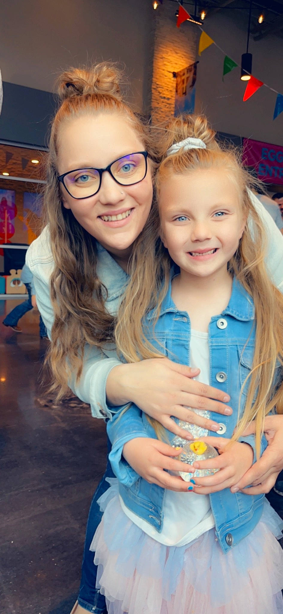 Abigail is registered to the contest to win money with this photo: blue, electric_blue, eyewear, face, flash_photography, friendship, fun, gesture, glasses, hairstyle, hand, happy, head, iris, joy, leisure, long_hair, person, skin, smile