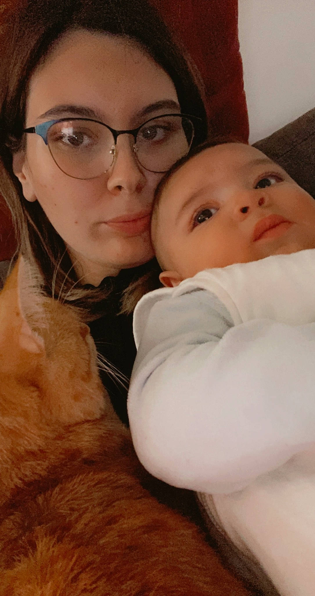 Kassim a rejoint le concours — aidez-le/la à gagner de superbes lots ! cheek, chin, comfort, ear, eye, eyebrow, eyewear, face, facial_expression, gesture, glasses, happy, head, iris, lip, mammal, mouth, nose, person, skin