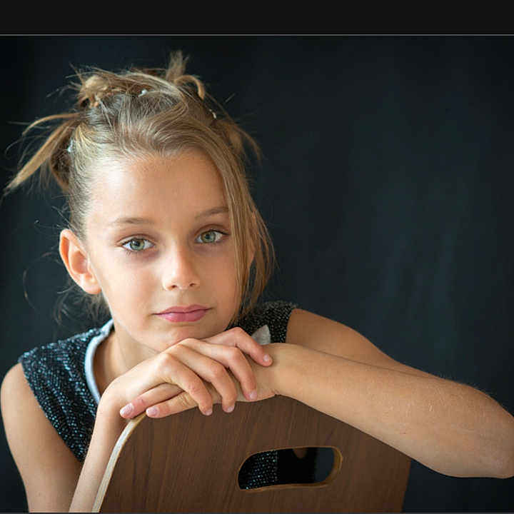 Chloé participe au concours pour gagner de l'argent avec cette photo :
