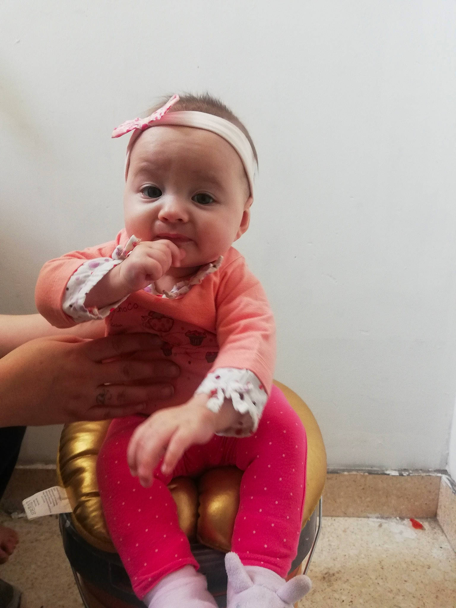 Wilena a rejoint le concours — aidez-le/la à gagner de superbes lots ! baby, child, person, pink, play, skin, smile, toddler