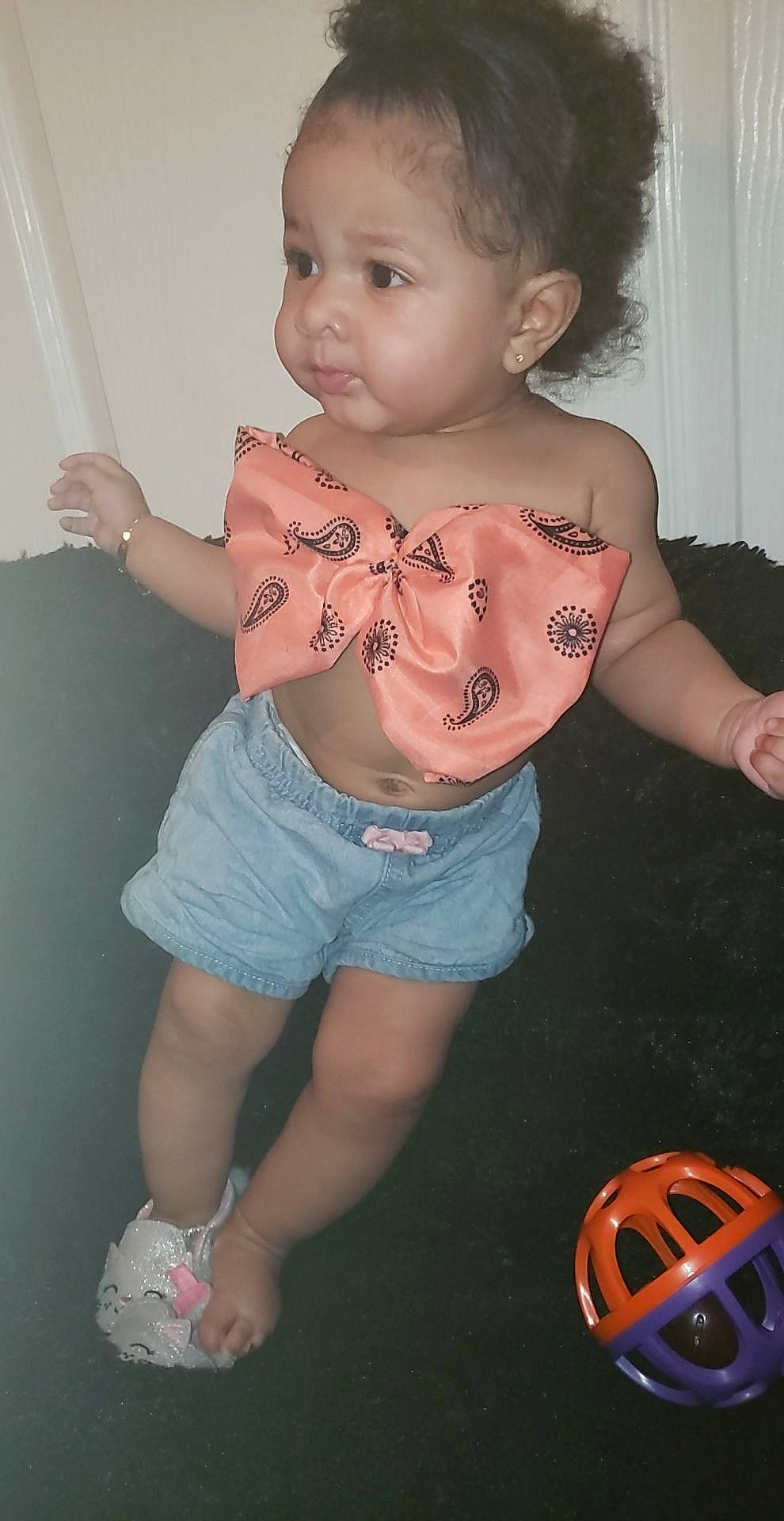 Jayde is registered to the contest to win money with this photo: arm, baby, baby_toddler_clothing, cheek, child, finger, hand, joint, leg, muscle, person, toddler