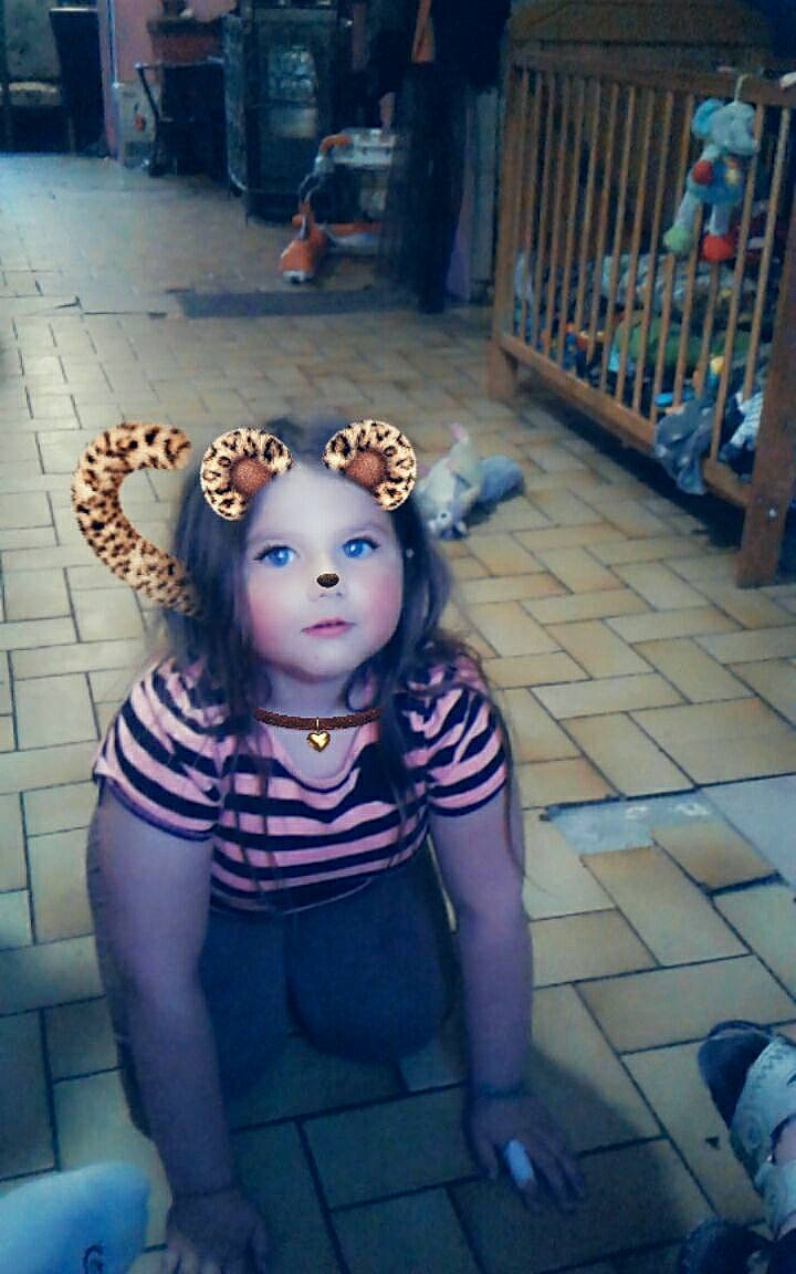 Anais a rejoint le concours — aidez-le/la à gagner de superbes lots ! cheek, child, eye, face, head, headwear, person, snapshot, toddler