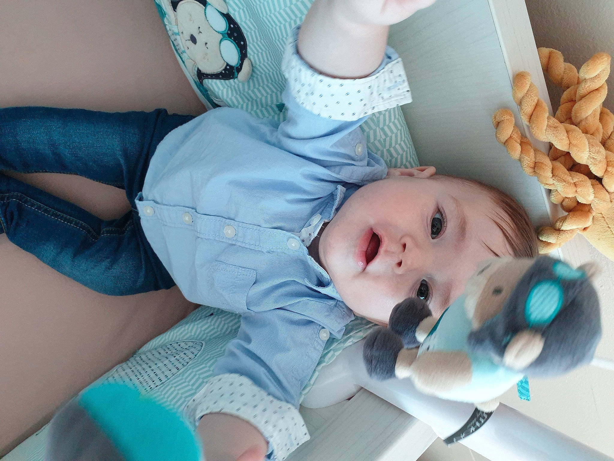 Atilio a rejoint le concours — aidez-le/la à gagner de superbes lots ! arm, azure, baby, baby_sleeping, blue, cheek, child, comfort, eyelash, finger, gesture, hand, human_body, joint, leg, mouth, person, product, skin, textile