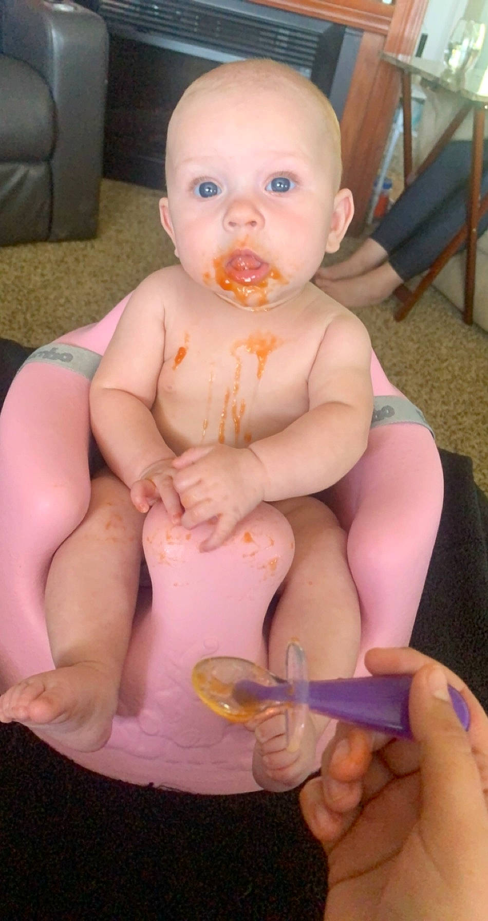 Carrie is registered to the contest to win money with this photo: baby, cheek, chest, eye, finger, hand, head, iris, joint, knee, leg, mouth, nose, person, pink, skin, stomach, surprise, thigh, thumb