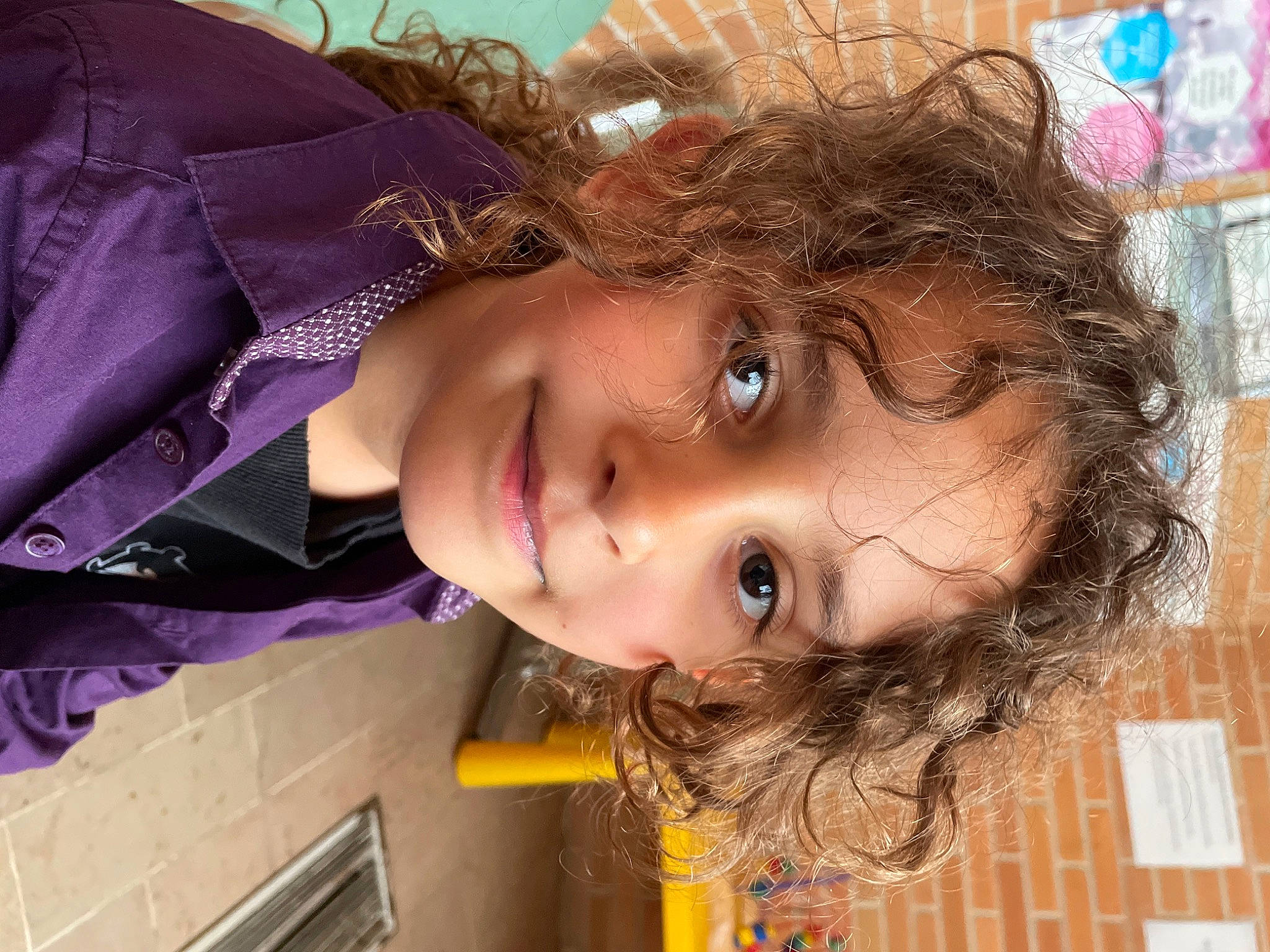 Aaliyah a rejoint le concours — aidez-le/la à gagner de superbes lots ! black_hair, blond, brown_hair, child, chin, cool, electric_blue, eyebrow, eyelash, fashion_accessory, fun, happy, iris, joy, lip, long_hair, mouth, nose, person, skin