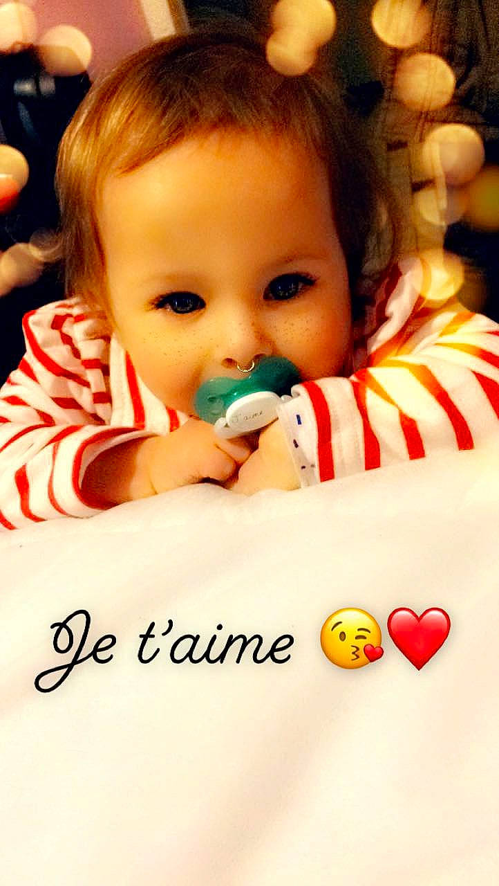 Kenza a rejoint le concours — aidez-le/la à gagner de superbes lots ! baby, cheek, child, happy, person, photography, play, sweetness, toddler