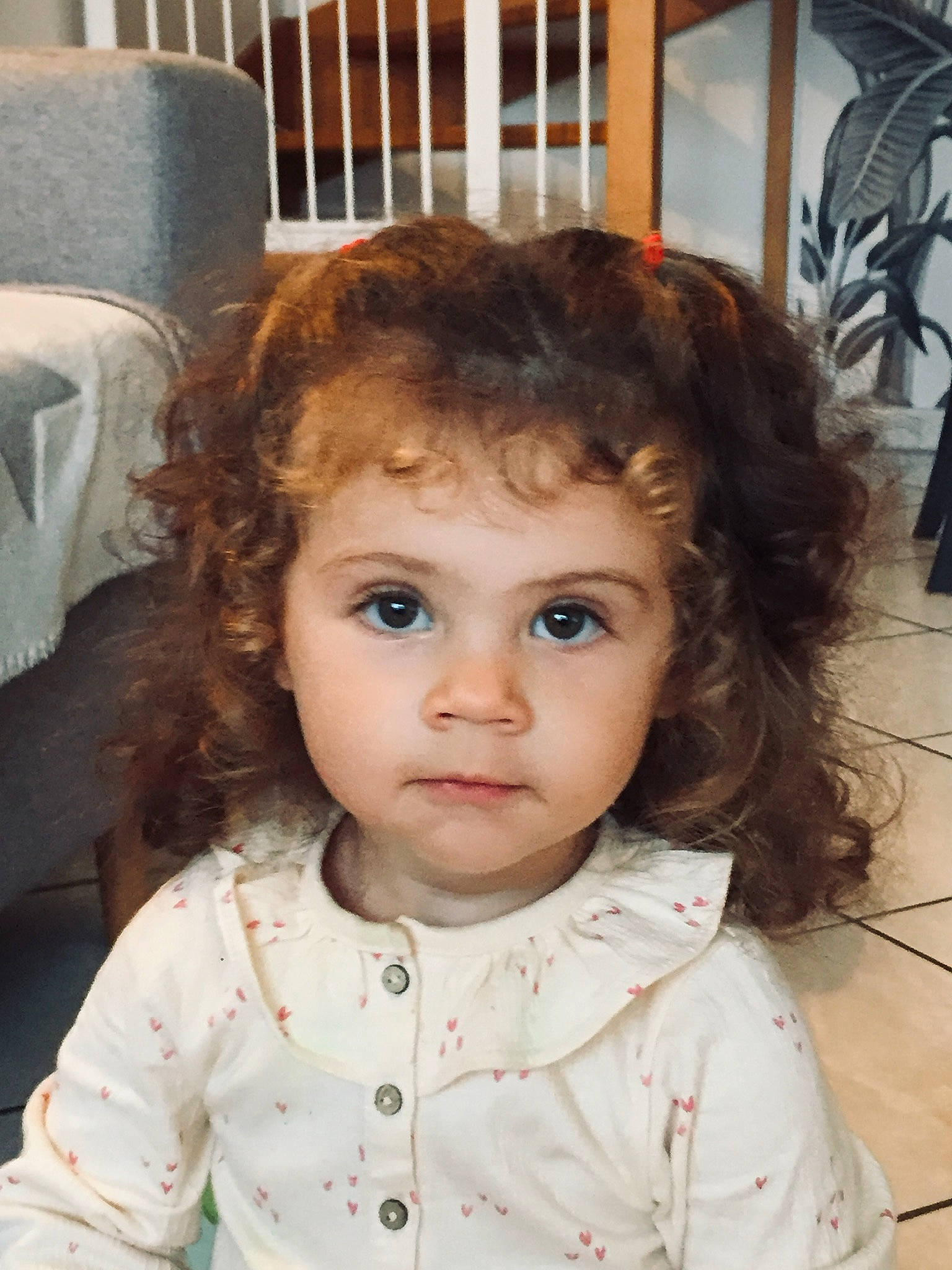 Janaina a rejoint le concours — aidez-le/la à gagner de superbes lots ! brown_hair, cheek, child, eye, face, forehead, hair, hair_coloring, hairstyle, head, iris, long_hair, person, smile, toddler