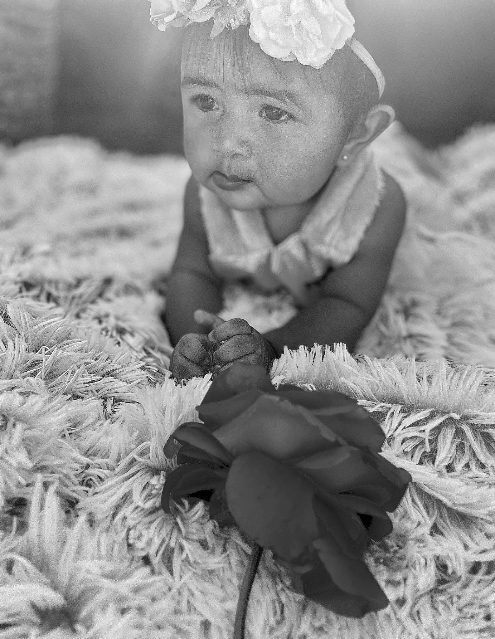 Rosie Love joined the competition — help win amazing prizes! adaptation, black, black_and_white, eye, flash_photography, grass, happy, head, human, iris, leaf, mammal, organ, people, people_in_nature, person, petal, photograph, plant, style