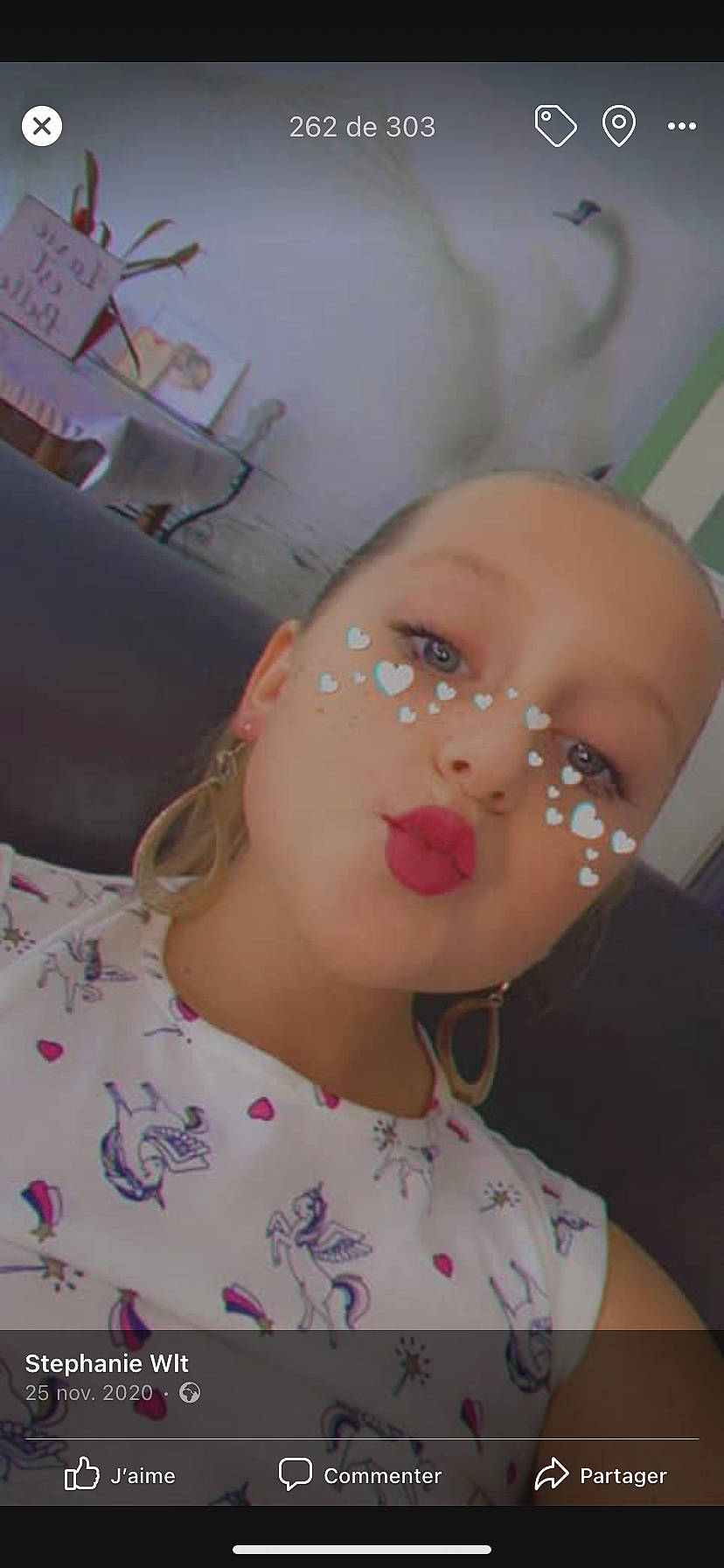 Leila a rejoint le concours — aidez-le/la à gagner de superbes lots ! baby, baby_toddler_clothing, bathing, cheek, child, ear, eyebrow, eyelash, forehead, fun, jaw, lip, magenta, mouth, nail, nose, person, pink, plastic, throat