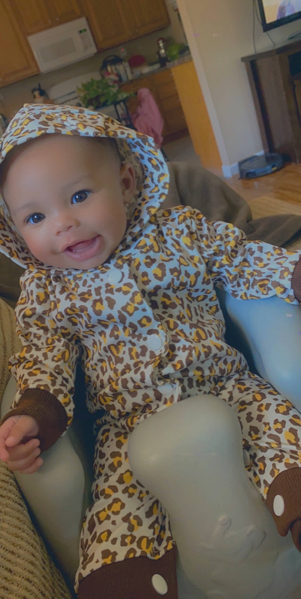 Kariah is registered to the contest to win money with this photo: baby, baby_toddler_clothing, child, fawn, headgear, person, skin, toddler