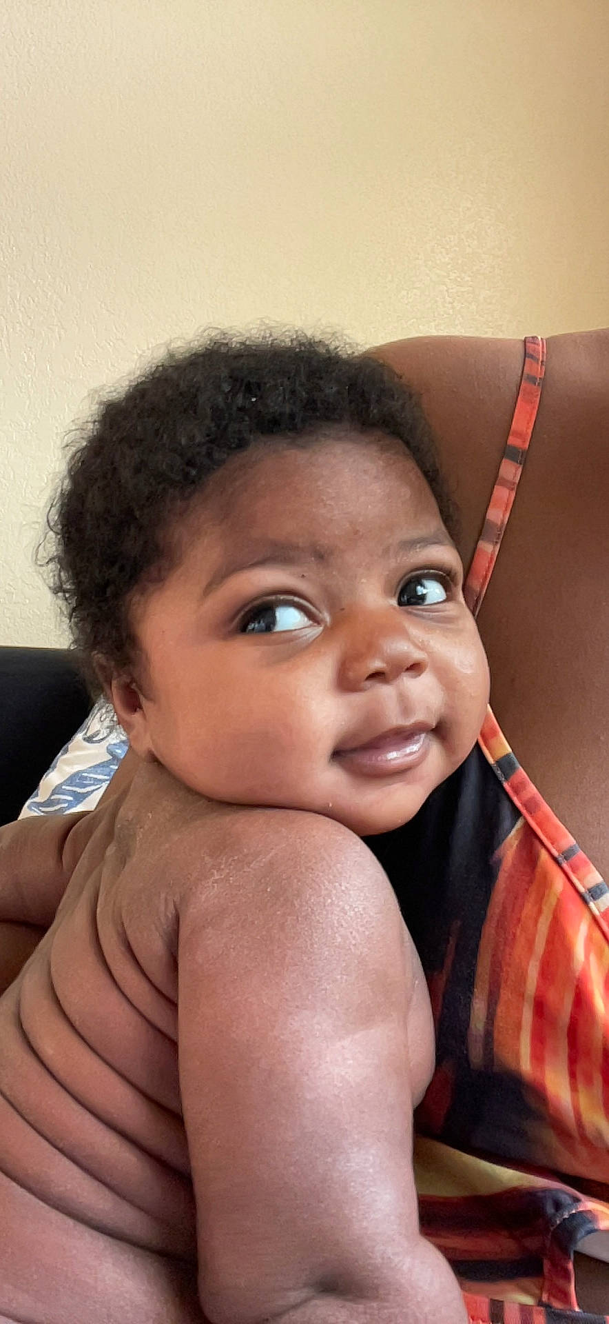 Janyla is registered to the contest to win money with this photo: cheek, chin, ear, eye, eyebrow, eyelash, flash_photography, forehead, gesture, happy, head, iris, joint, lip, mouth, neck, nose, person, shoulder, skin