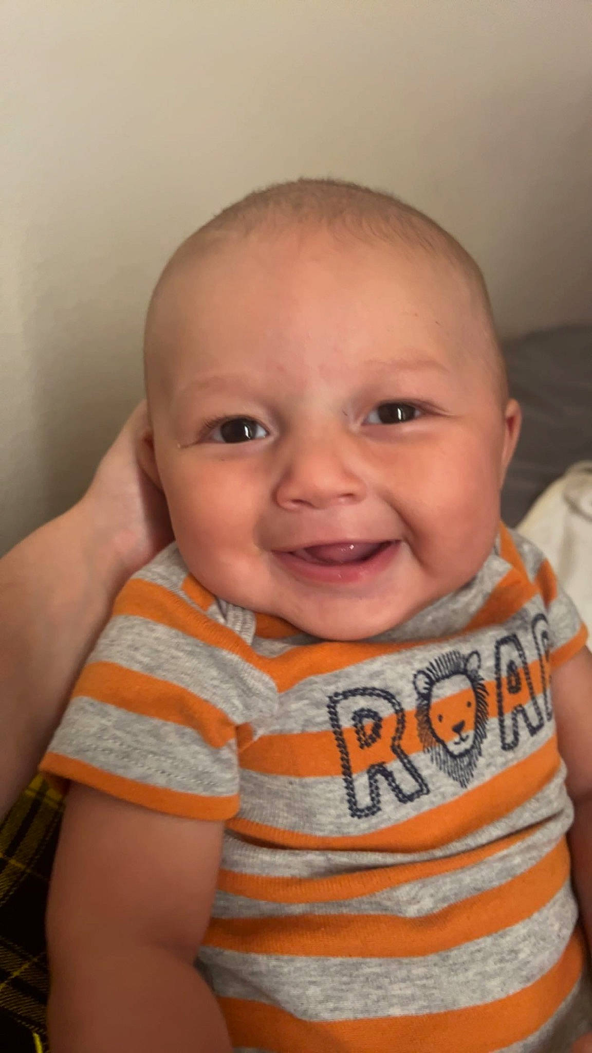 Kyngston is registered to the contest to win money with this photo: baby, baby_toddler_clothing, cheek, chin, eye, eyebrow, eyelash, finger, forehead, hairstyle, happy, iris, joy, lip, mouth, neck, nose, person, skin, sleeve