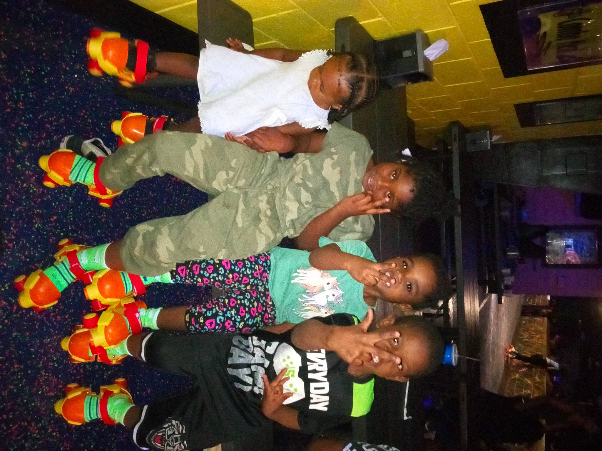 Cerenity is registered to the contest to win money with this photo: event, fun, happy, hat, joy, night, person, smile, t_shirt, thigh, walking_shoe, wrist