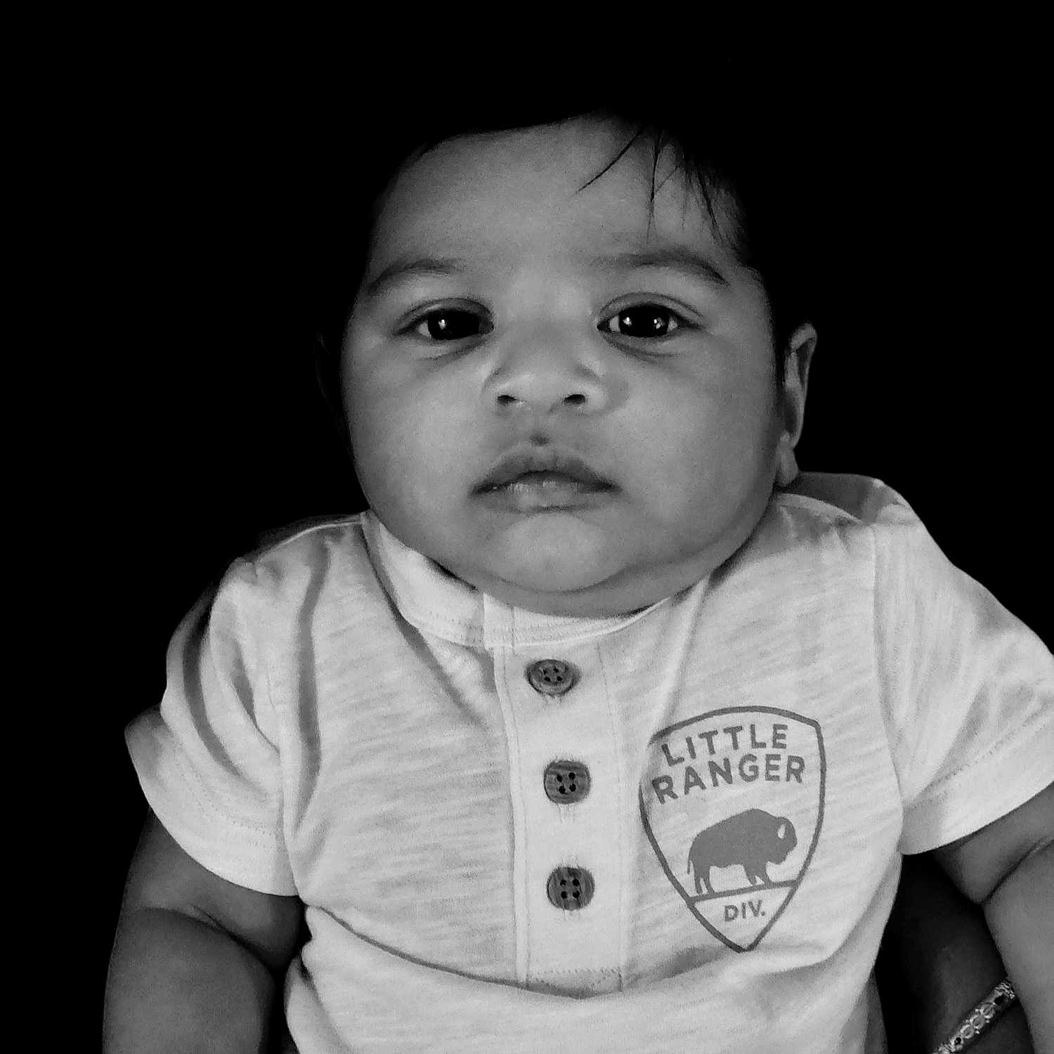 Avyan is registered to the contest to win money with this photo: baby, bodypart, clothing, face, finger, frown, hand, happy, head, mouth, newborn, person, photography, portrait, sad, selfie, shirt, sleeve, smile, t_shirt