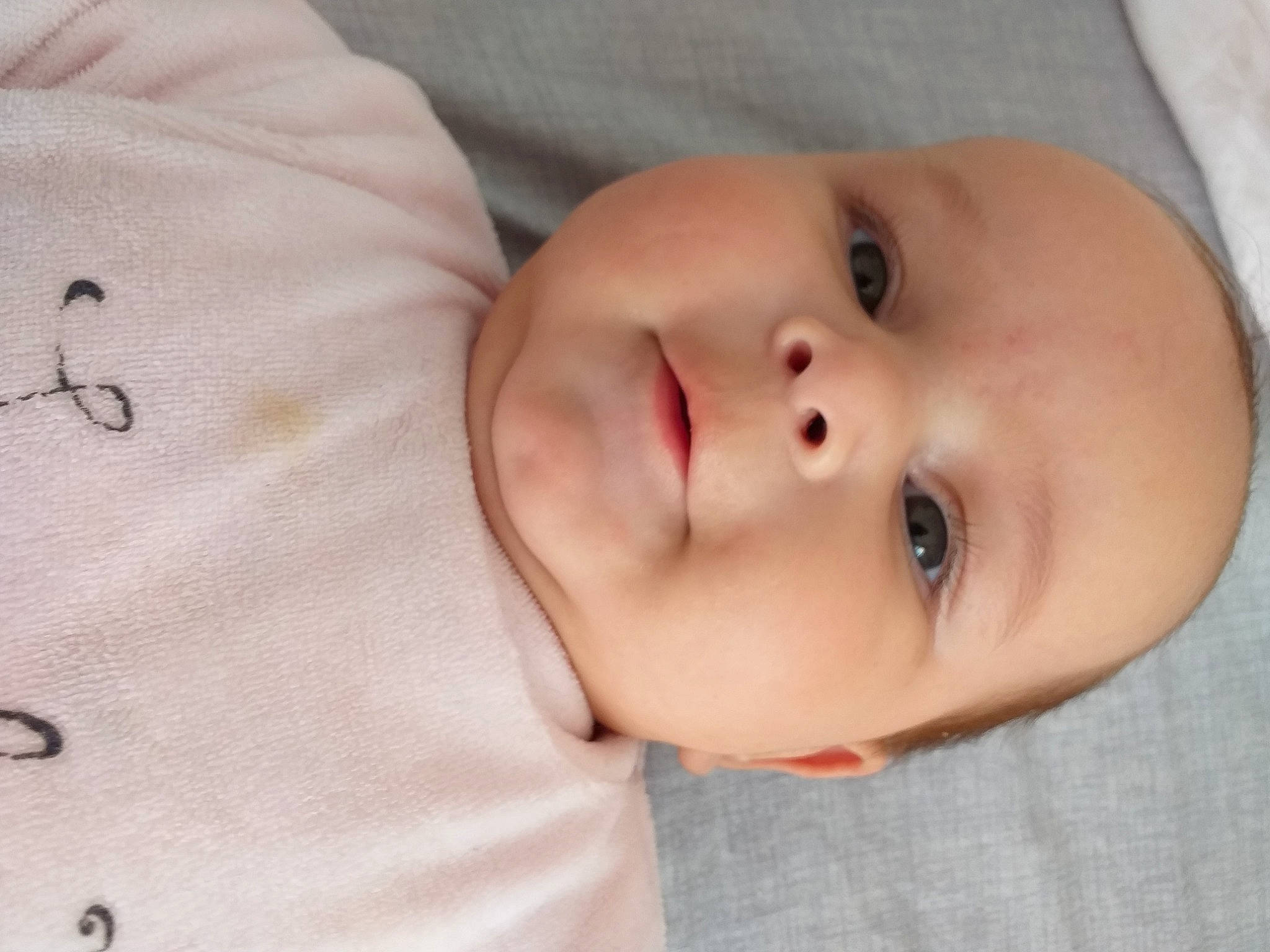 Amaliya-sabrinelle participe au concours pour gagner de l'argent avec cette photo : baby, cheek, child, chin, close_up, ear, eye, face, head, lip, mouth, nose, person, skin, smile, toddler