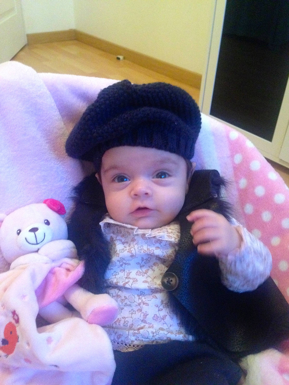 Montserrat participe au concours pour gagner de l'argent avec cette photo :