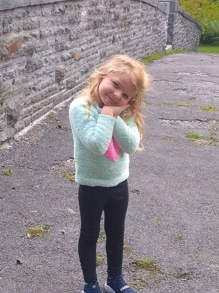 Alivia-may is registered to the contest to win money with this photo: active_pants, asphalt, child, denim, fun, grass, hair, happy, head, joy, leg, leisure, people_in_nature, person, plant, recreation, road_surface, sleeve, smile, street_fashion