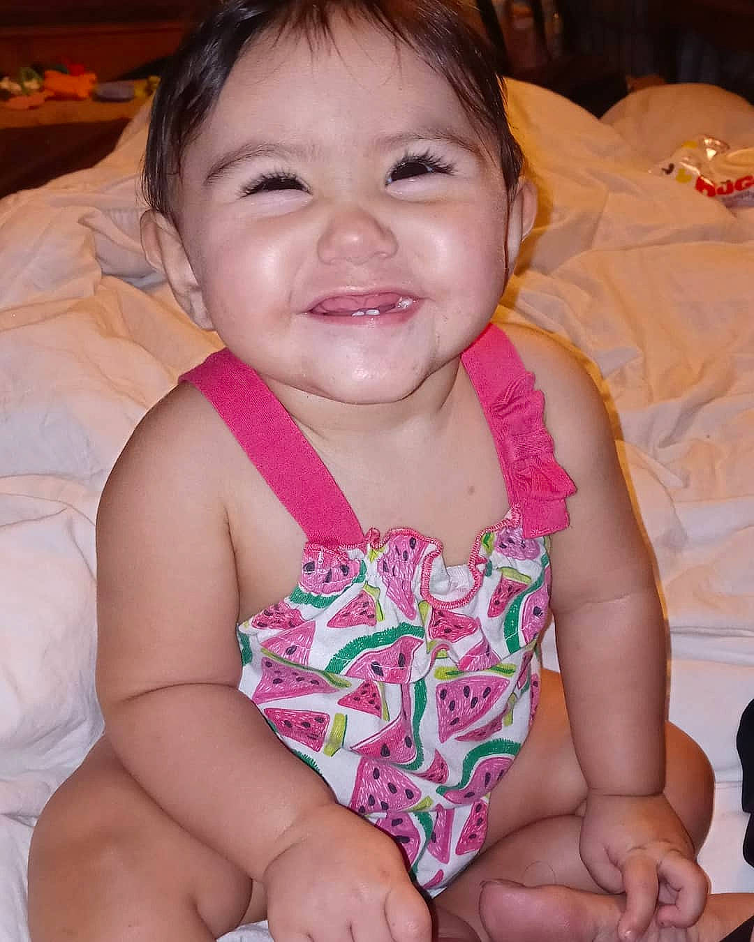 Ezmey is registered to the contest to win money with this photo: arm, baby_toddler_clothing, cheek, comfort, eye, facial_expression, finger, hand, head, human_body, joy, mouth, muscle, neck, nose, organ, person, product, skin, sleeve