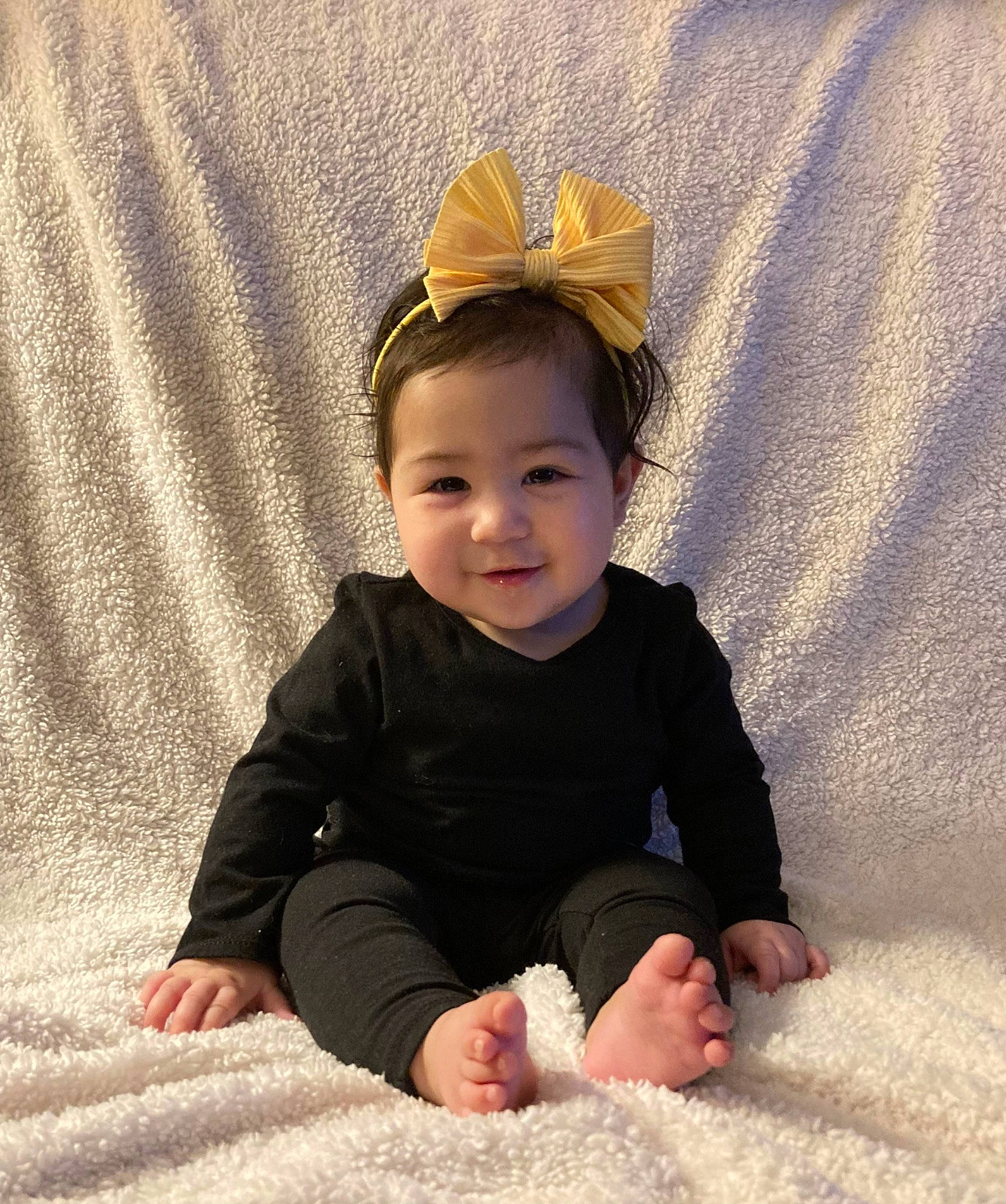 Clarissa is registered to the contest to win money with this photo: baby, baby_toddler_clothing, beauty, cap, child, comfort, costume_hat, facial_expression, finger, flash_photography, fun, happy, head, human_body, joy, mammal, people, person, skin, sleeve