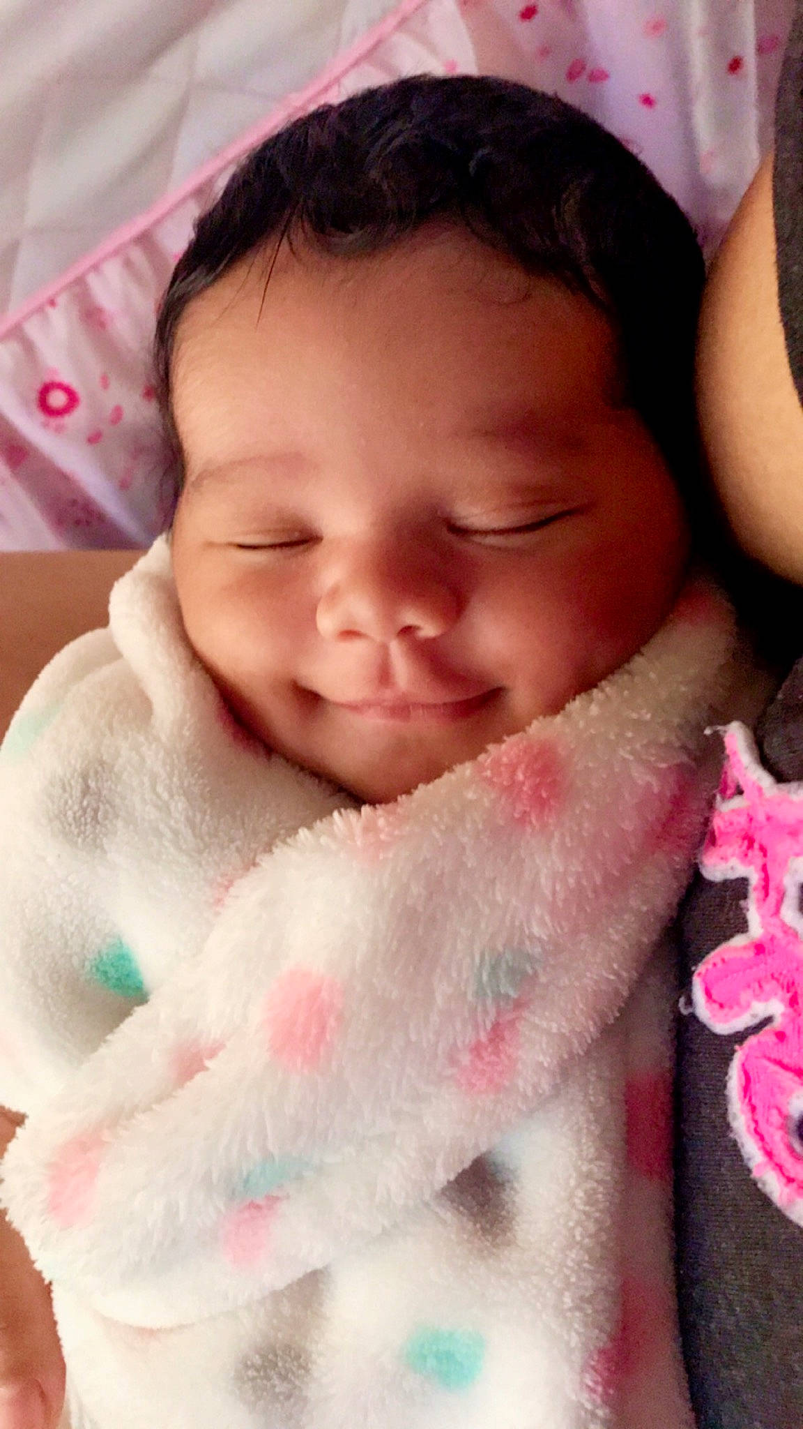 Meilani is registered to the contest to win money with this photo: baby, beauty, cheek, child, close_up, eye, face, finger, hand, head, joy, lip, mouth, neck, nose, person, pink, skin, smile, toddler