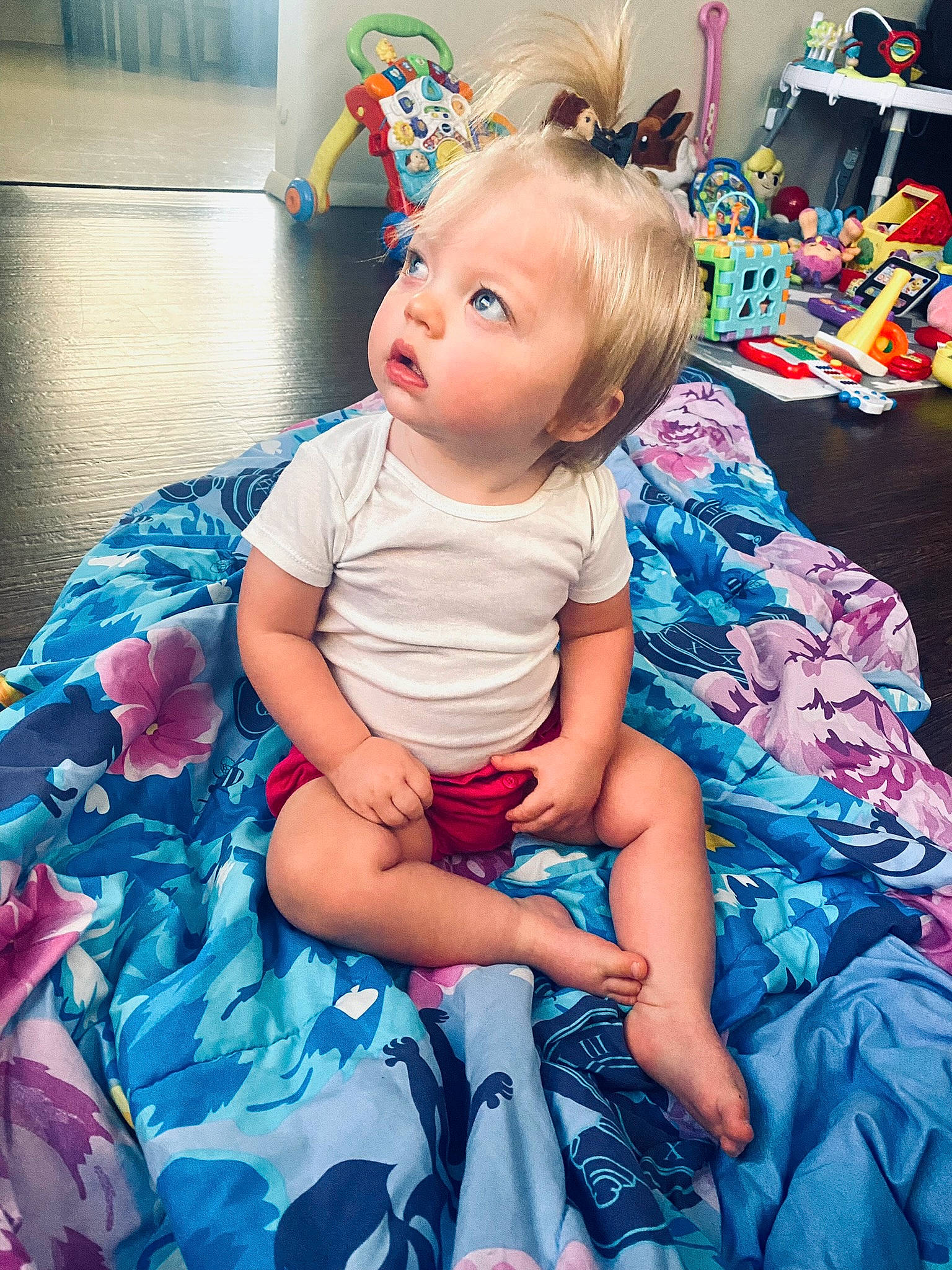 Evelyn is registered to the contest to win money with this photo: baby_toddler_clothing, blue, child, day_dress, dress, electric_blue, event, fashion_design, fun, hairstyle, happy, iris, magenta, organ, person, pink, purple, skin, standing, textile