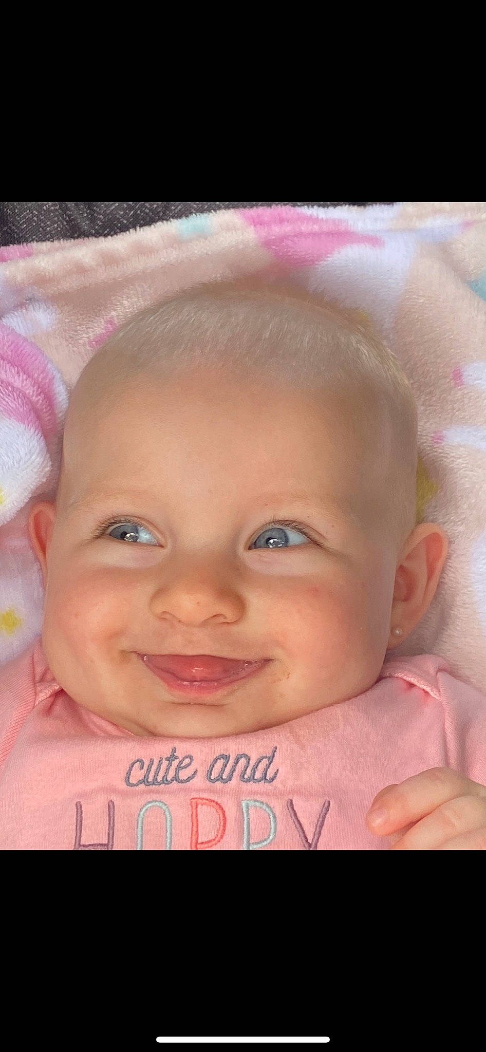 Everli is registered to the contest to win money with this photo: baby, baby_toddler_clothing, cheek, child, chin, eye, eyebrow, eyelash, forehead, hairstyle, happy, head, iris, joy, lip, mouth, nose, person, pink, skin