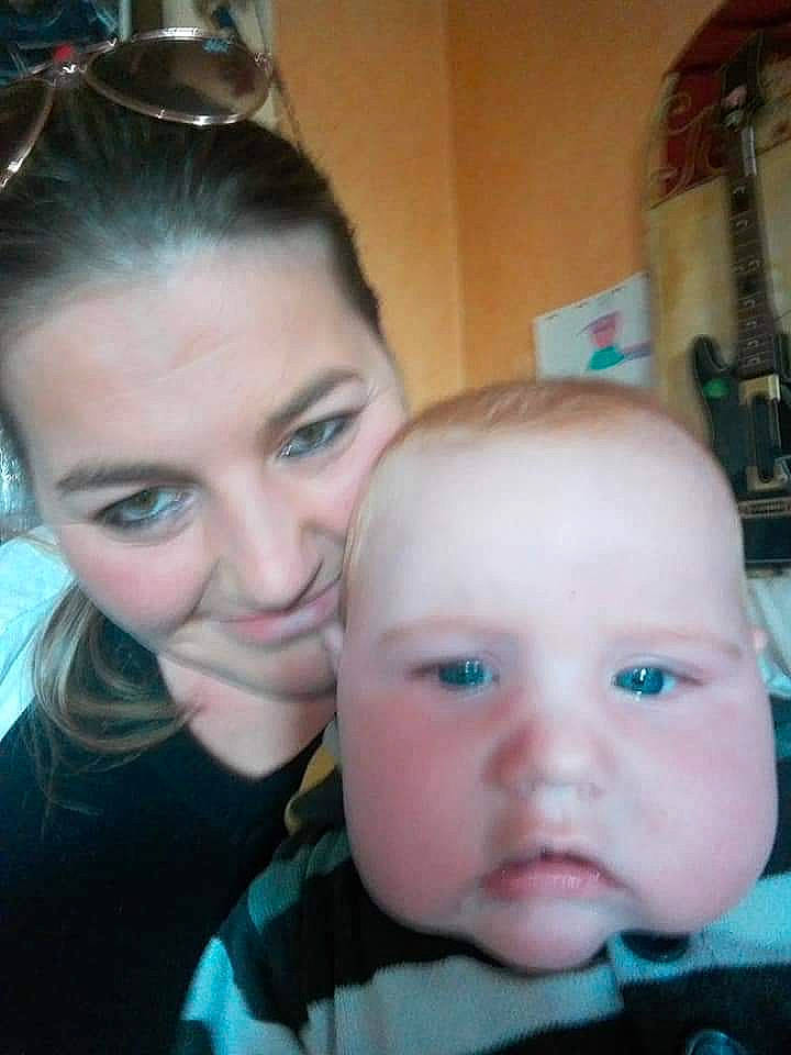 Matheo a rejoint le concours — aidez-le/la à gagner de superbes lots ! cheek, chin, cool, ear, eye, eyebrow, eyelash, facial_expression, forehead, gesture, hairstyle, happy, iris, jaw, lip, mammal, mouth, nose, organ, person