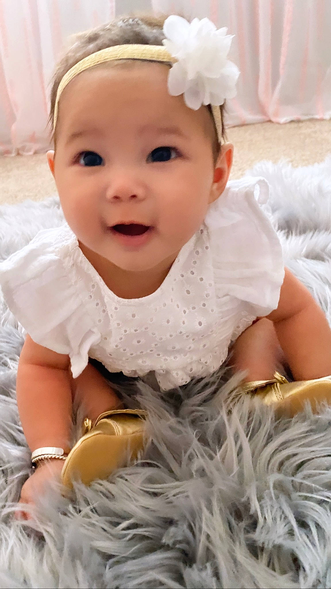 Hendrix is registered to the contest to win money with this photo: baby, baby_products, baby_toddler_clothing, beauty, cheek, child, child_model, costume, eye, fur, hair_accessory, head, headgear, headwear, person, photography, portrait_photography, product, skin, smile