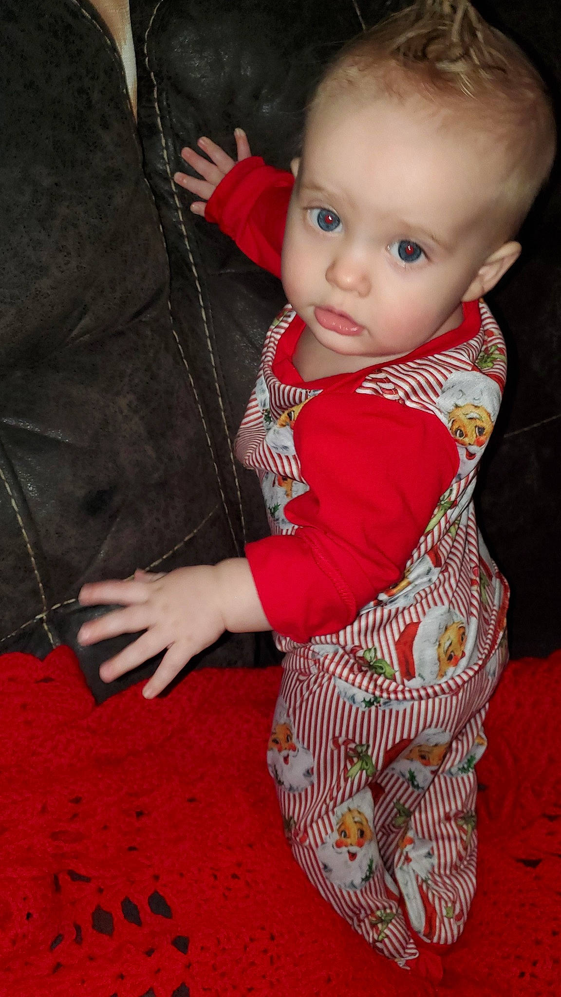 Leo is registered to the contest to win money with this photo: baby, cheek, child, dress, person, skin, smile, standing, toddler