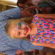 Lilia is registered to the contest to win money with this photo: