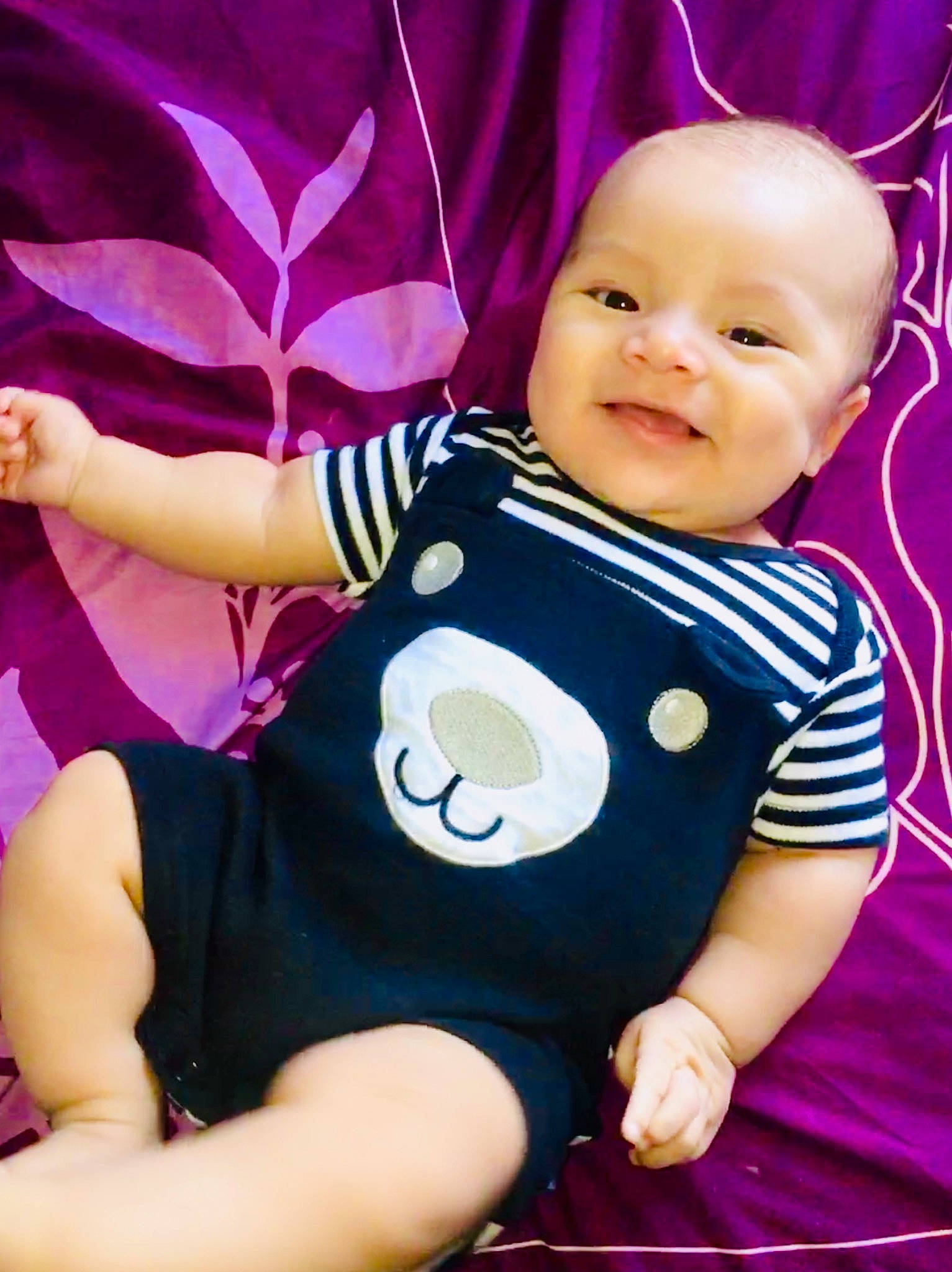 Gael is registered to the contest to win money with this photo: baby, baby_products, child, person, pink, play, smile, toddler