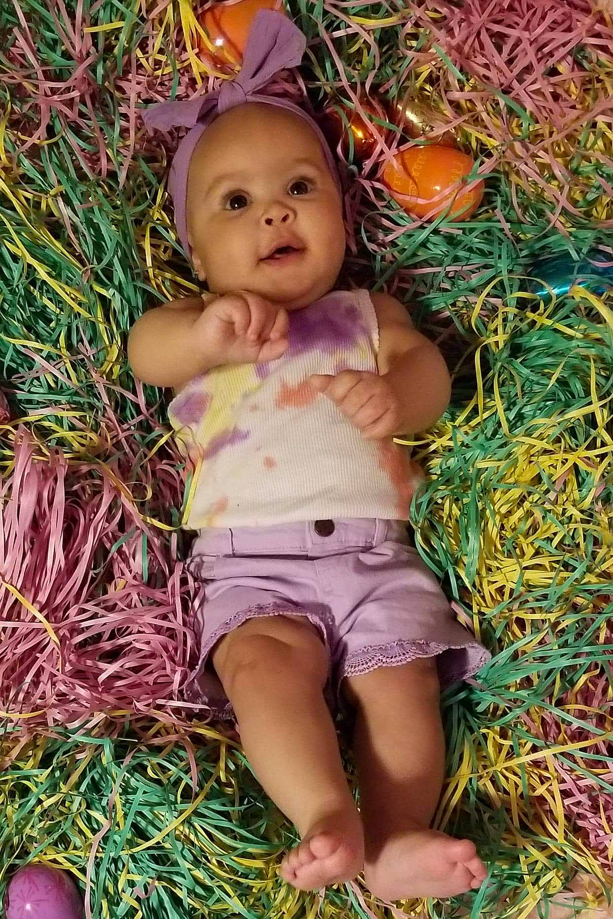 Catori is registered to the contest to win money with this photo: baby, baby_toddler_clothing, barefoot, beauty, brown_hair, child, doll, eye, fawn, grass, grass_family, happy, head, human_leg, people_in_nature, person, shorts, skin, thigh, toddler