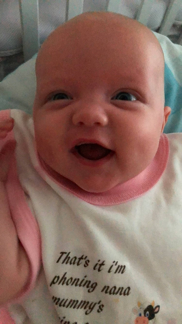 Emily-rose is registered to the contest to win money with this photo: