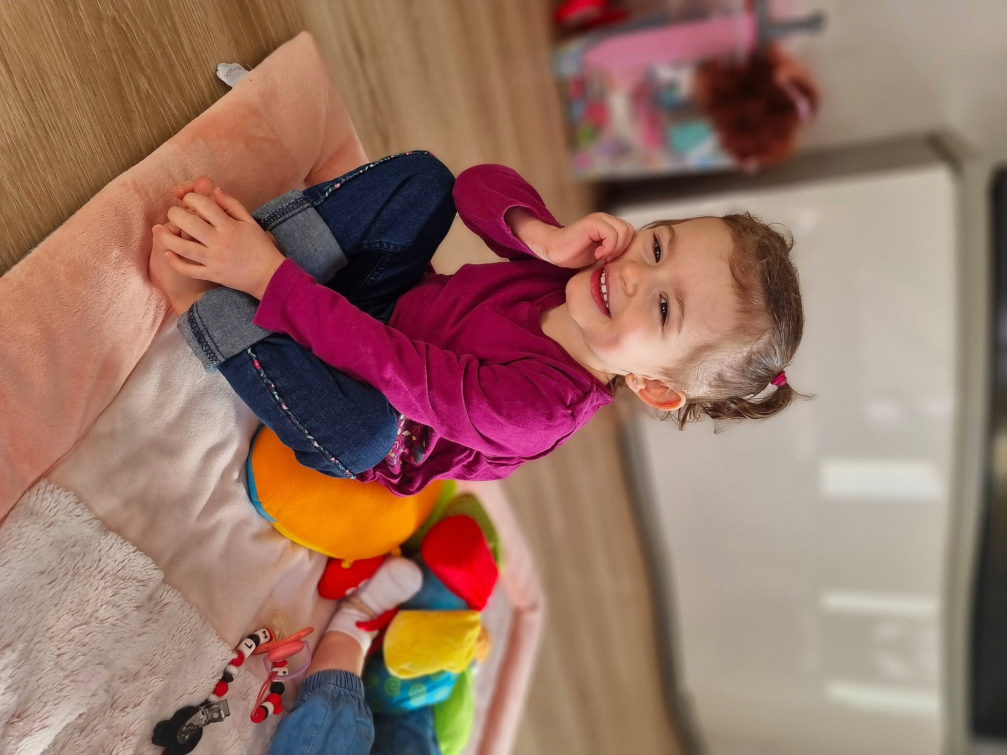 Inaya a rejoint le concours — aidez-le/la à gagner de superbes lots ! baby, baby_products, baby_toddler_clothing, child, comfort, costume, event, fun, happy, joy, magenta, party, pattern, person, pink, play, purple, room, toddler, tree