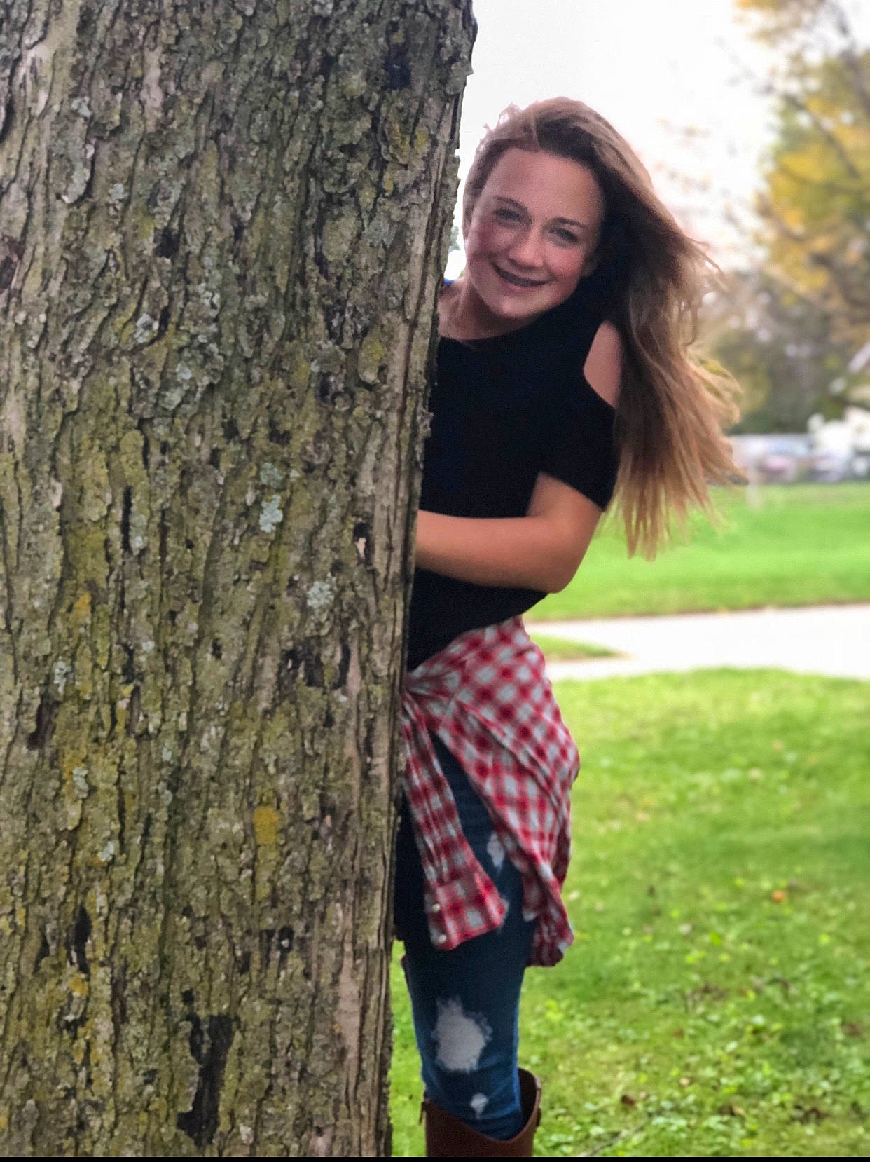 Alexus is registered to the contest to win money with this photo: beauty, brown_hair, design, dress, eye, fun, hairstyle, joint, joy, lady, long_hair, pattern, people_in_nature, person, photography, plant, smile, standing, tree, trunk