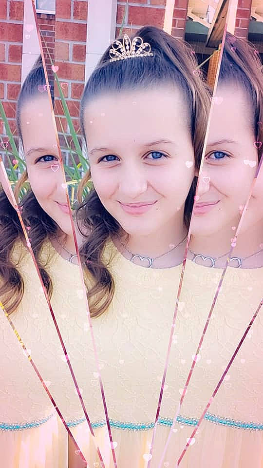 Sadie joined the competition — help win amazing prizes! beauty, chin, eyebrow, face, forehead, hair, hair_accessory, happy, head, headpiece, joy, lip, person, photography, selfie, skin, smile