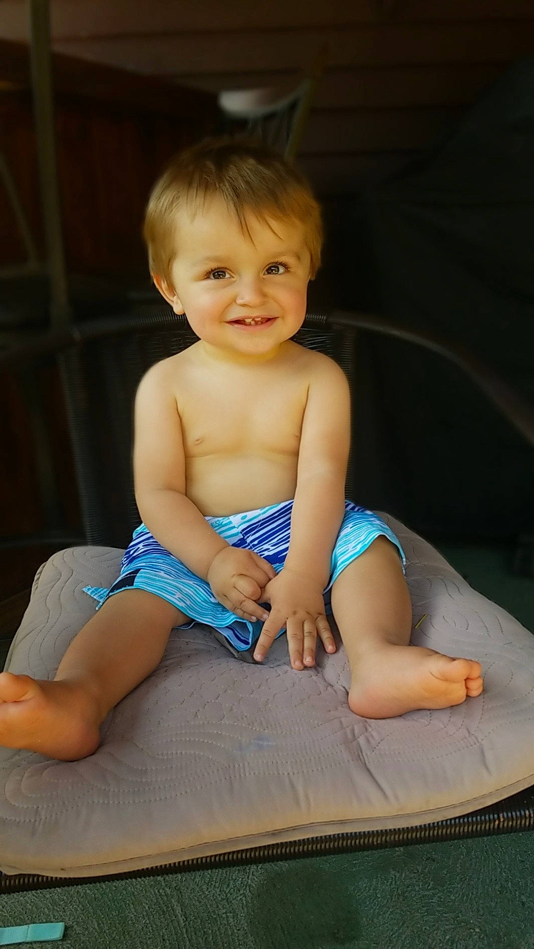 Canaan is registered to the contest to win money with this photo: baby, cheek, child, child_model, eye, fun, joy, leg, person, sitting, skin, smile, summer, toddler, vacation