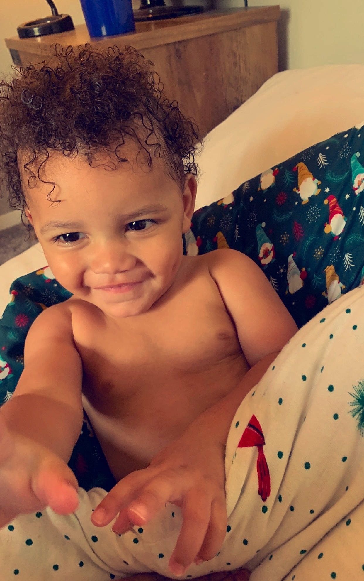 Kabir is registered to the contest to win money with this photo: baby, black_hair, cheek, chest, eye, eyebrow, eyelash, face, finger, hairstyle, happy, joy, lip, mouth, muscle, neck, nose, person, skin, smile