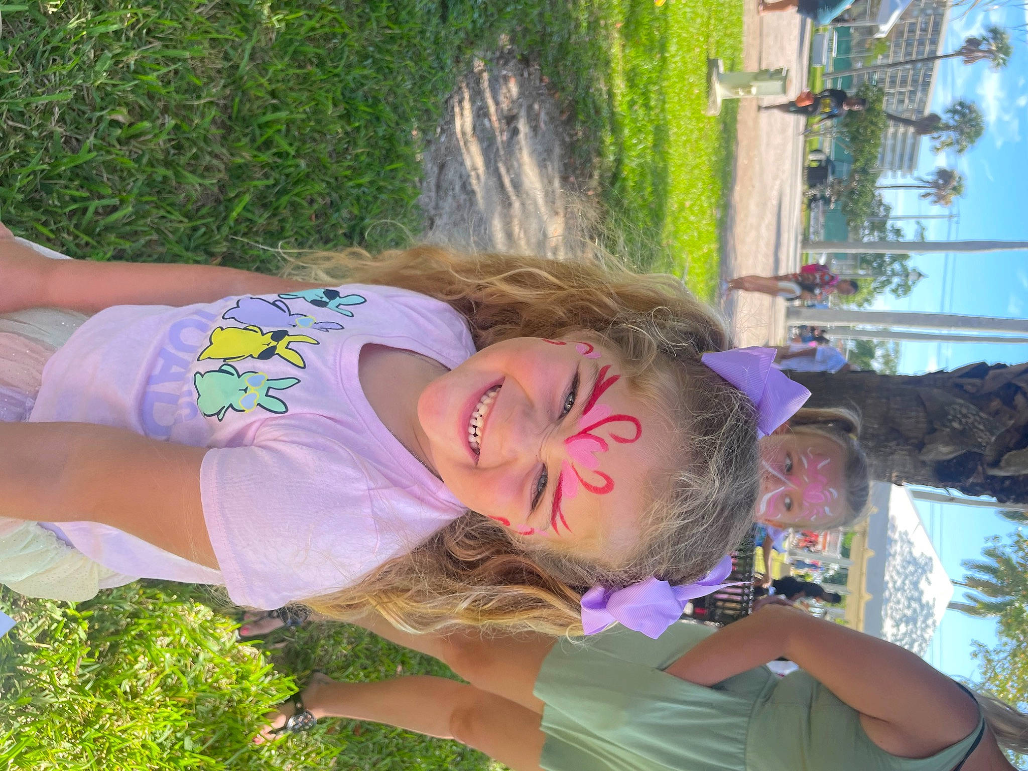 Alexis is registered to the contest to win money with this photo: beauty, botany, fun, grass, green, happy, hat, joy, leisure, people_in_nature, person, photograph, pink, plant, pole, sky, smile, spring, summer, thigh