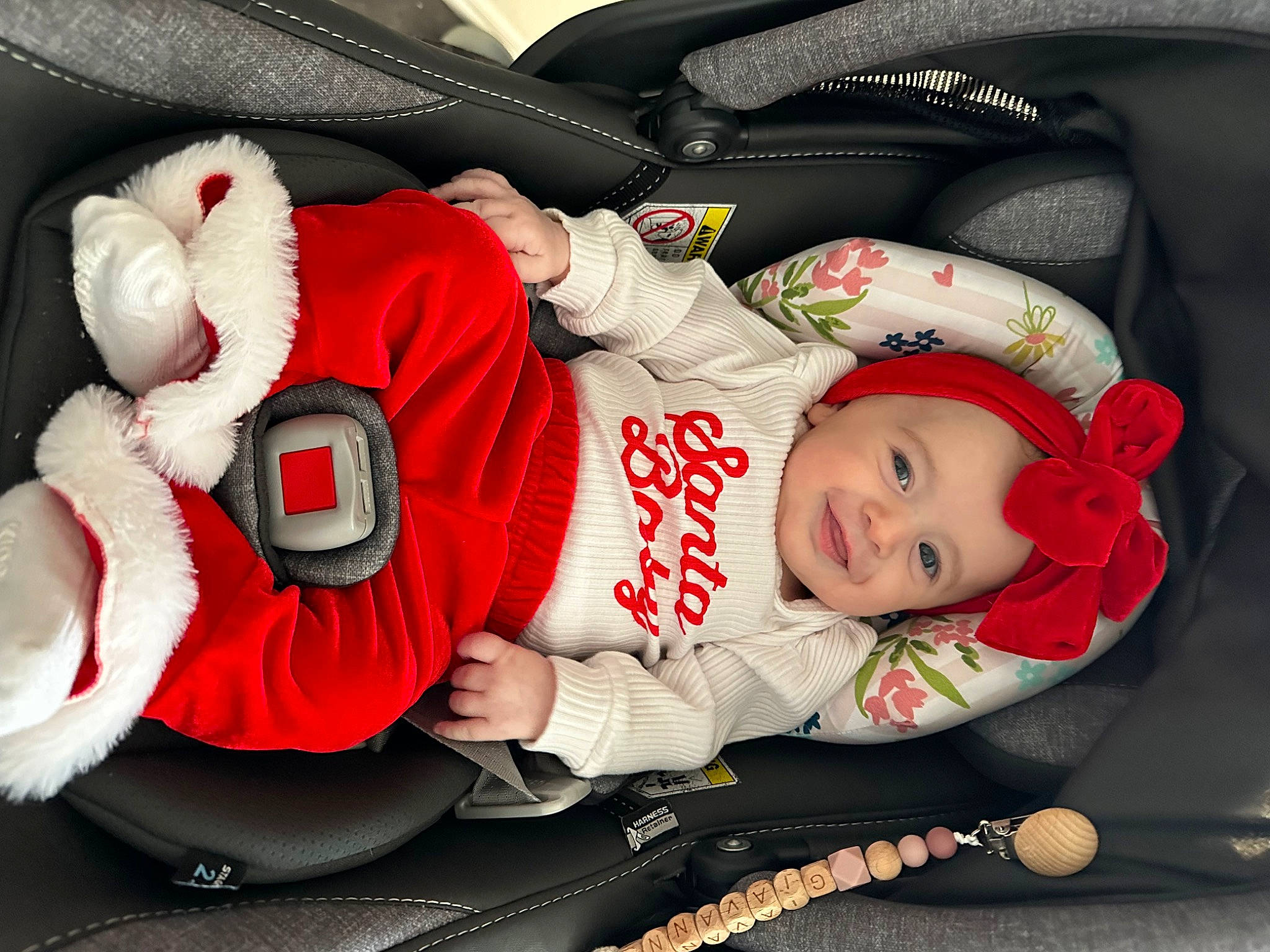 Giavanna is registered to the contest to win money with this photo: arm, auto_part, baby, baby_carriage, baby_products, baby_sleeping, baby_toddler_clothing, car_seat, carmine, child, comfort, fur, happy, headwear, joy, lap, luxury_vehicle, pattern, person, sitting